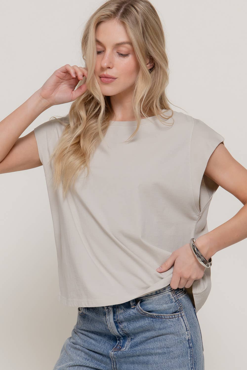 Sleeveless Round Neck Garment Dye T-Shirt