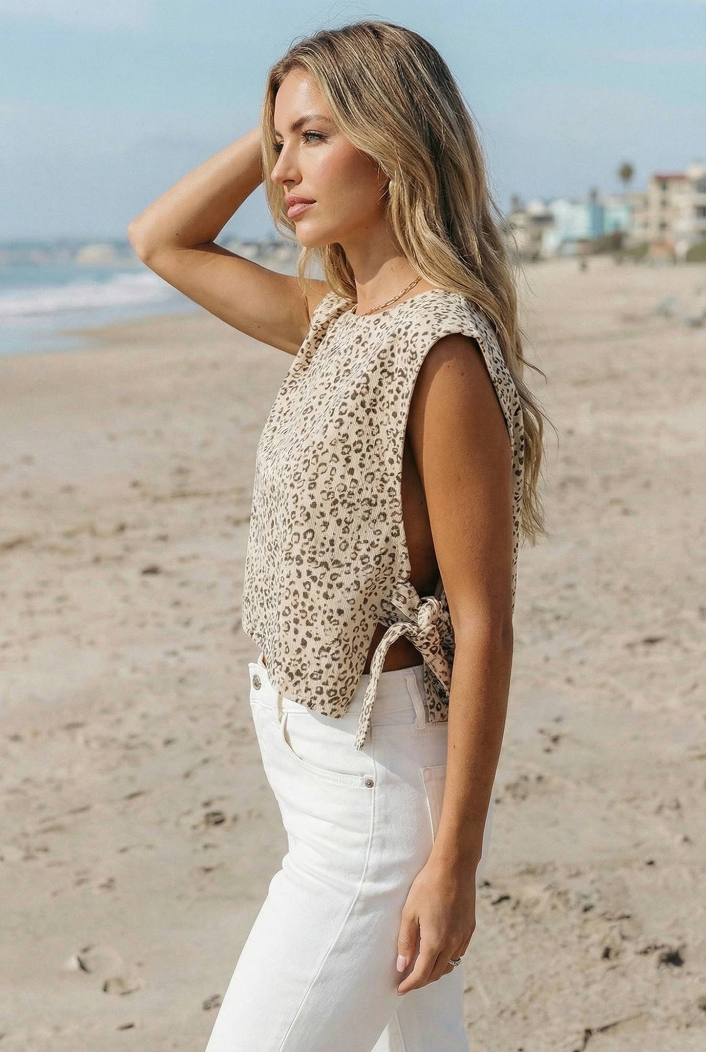 Western Leopard Print Knot Side Twill Top